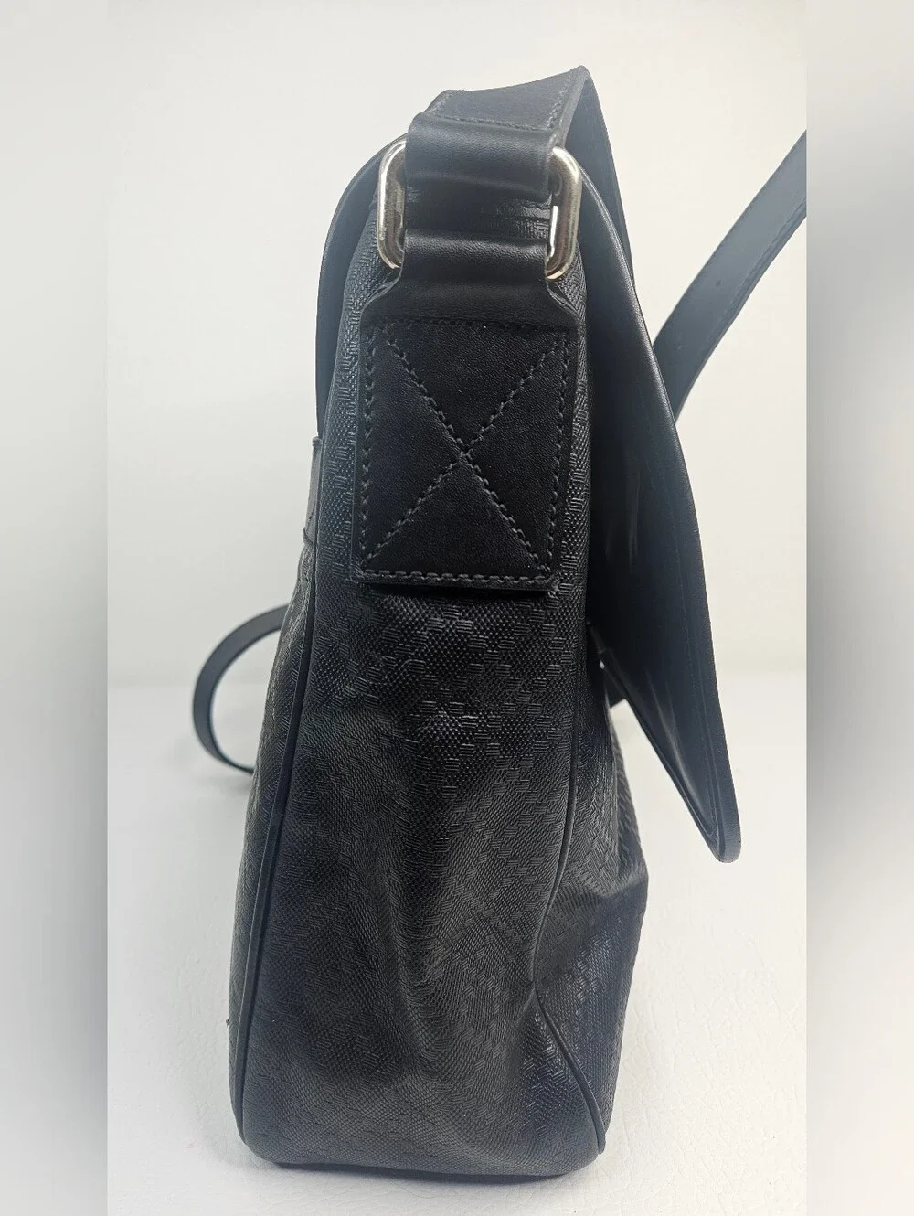 Authentic Gucci Black Diamante Messenger Crossbody Laptop Computer Bag